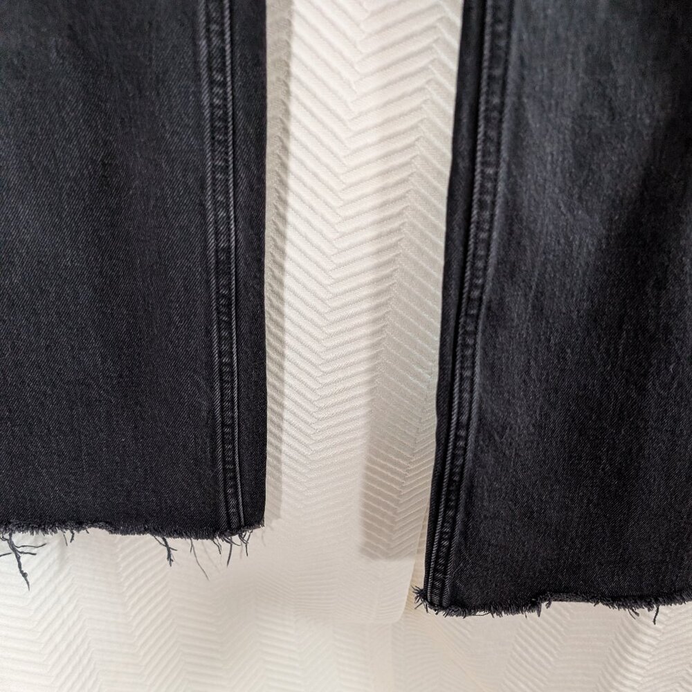 Abercrombie & Fitch The Kick Flare Ultra High Rise Jeans Black Denim Size 26/2R - Picture 7 of 8